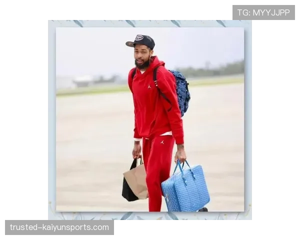 小牛首战分析：英格拉姆与浓眉对决决定球队未来走向